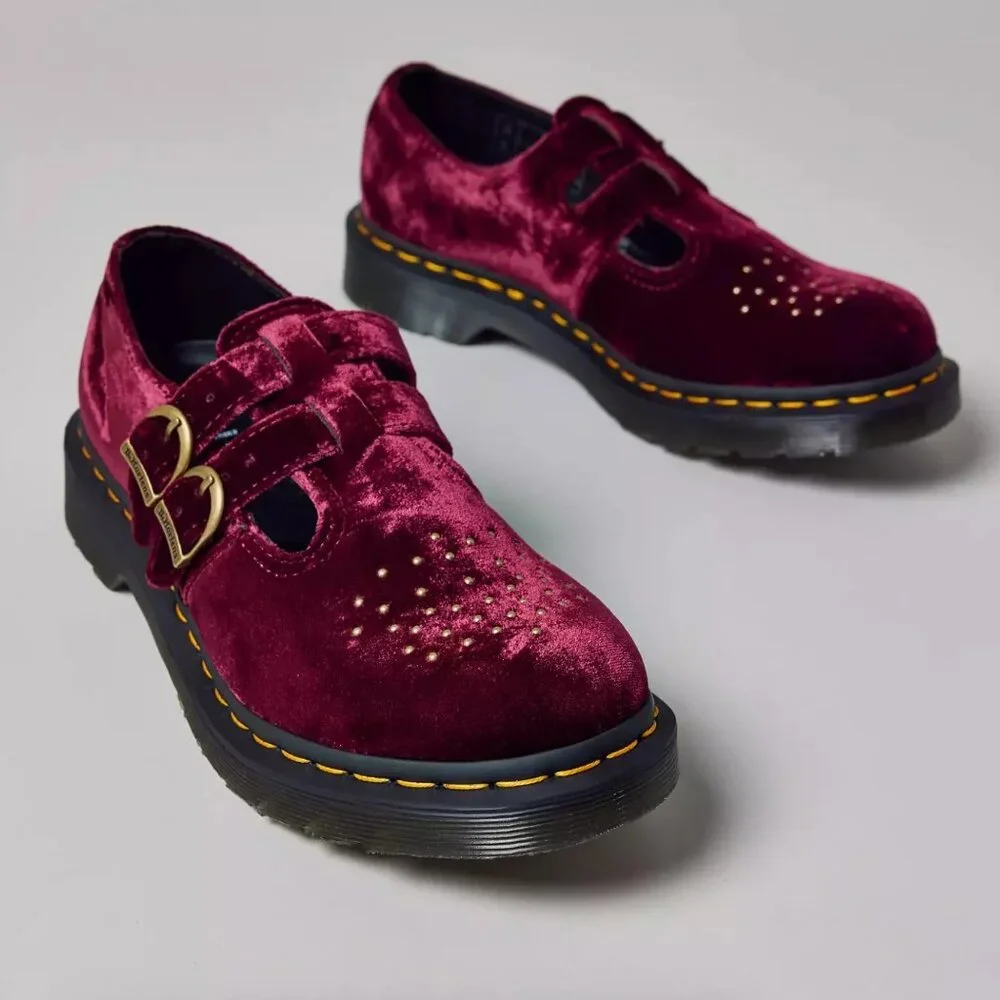 Dr. Martens $140 8065 VEGAN Mary Jane Cherry Red Velvet EU 42/US 10 NIB! - Picture 2 of 3